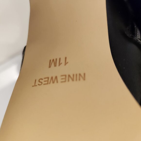 Nine West Women's Izip Leather Peep Toe Booties, Black Size 11. NIB. - Picture 9 of 14